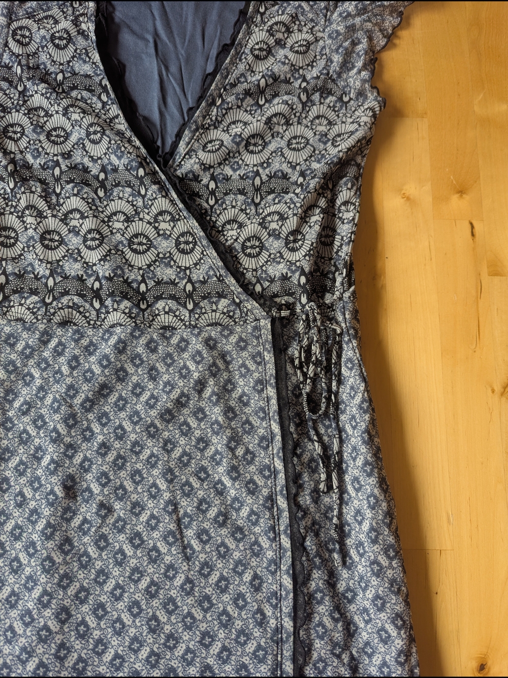 Mexx Wrap-Style Blue Patterned Women’s Dress XS - Picture 4 of 10